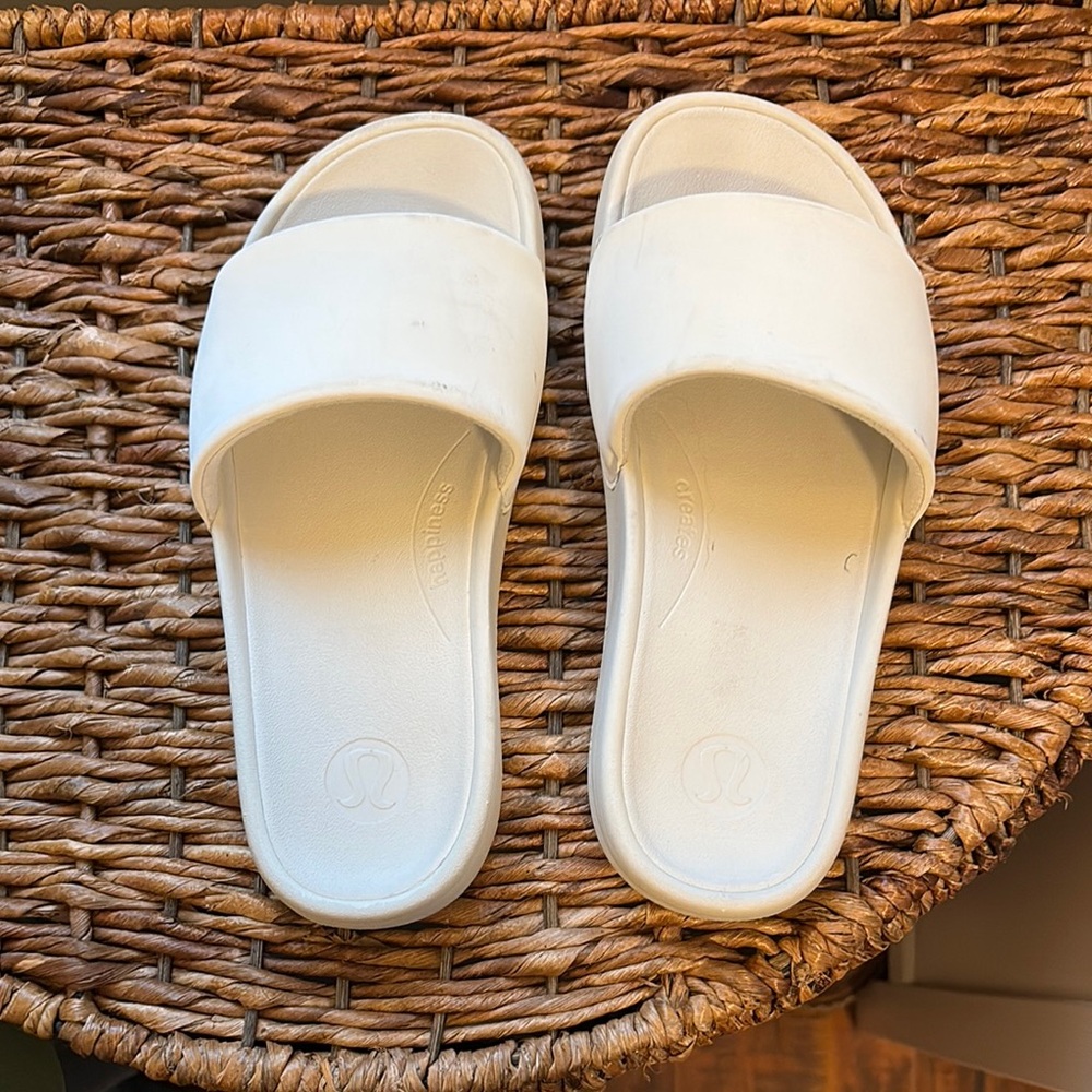 lululemon athletica Off-White Slide Sandals